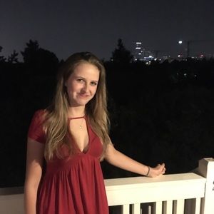 Meet your Posher, Emma